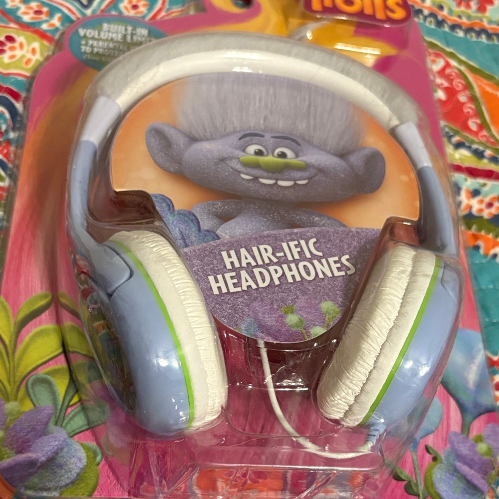 Dreamworks Trolls Over-Ear Headphones Head Phones for Kids NEW